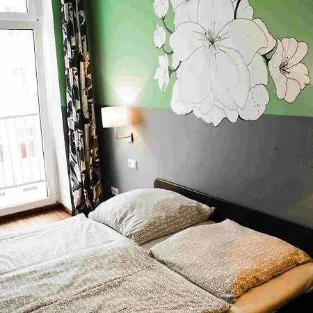 אכסניה Sunflower *