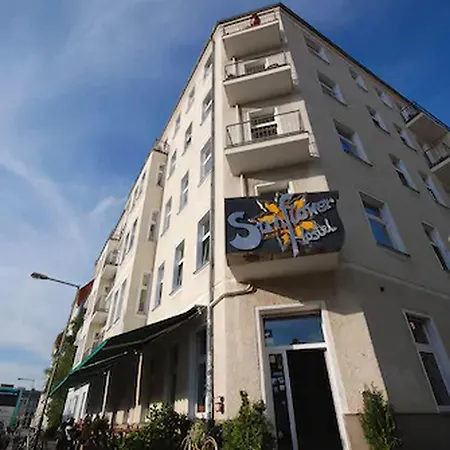 אכסניה Sunflower