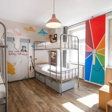 Sunflower אכסניה ברלין